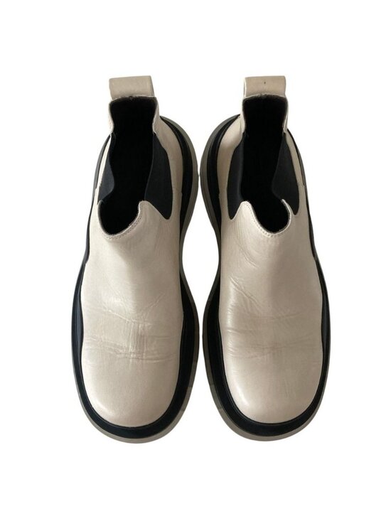 Bottega Veneta Tire Leather Side Gore Chelsea Boots 41 Ivory main image 4